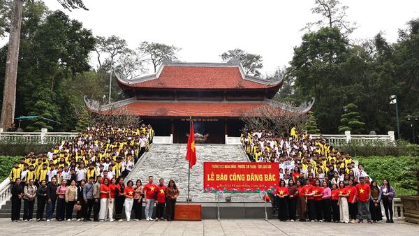 TRƯỜNG THCS HOÀNG ĐỒNG TỔ CHỨC LỄ BÁO CÔNG TẠI K9  VÀ TRẢI NGHIỆM “MỘT NGÀY LÀM CHIẾN SĨ”