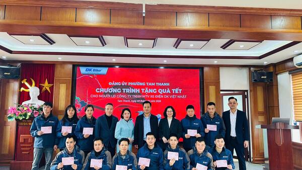 ĐẢNG UỶ - HĐND – UBND – UB MTTQ VIỆT NAM PHƯỜNG TAM THANH TẶNG QUÀ CÔNG NHÂN NHÂN DỊP TẾT NGUYÊN ĐÁN XUÂN BÍNH NGỌ  2026