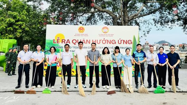 LỄ RA QUÂN HƯỞNG ỨNG PHONG TRÀO “TOÀN DÂN CHUNG TAY BẢO VỆ MÔI TRƯỜNG, VÌ MỘT VIỆT NAM XANH - SẠCH - ĐẸP”