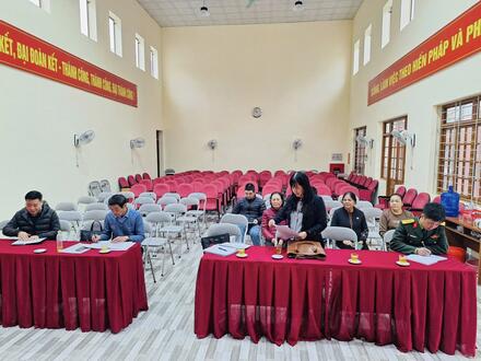 Kinh tế - Chính trị