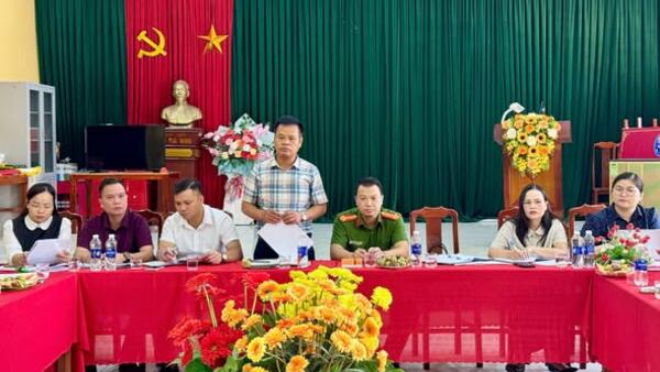 ĐOÀN CÔNG TÁC SỐ 02 CỦA BAN THƯỜNG VỤ ĐẢNG ỦY PHƯỜNG LÀM VIỆC VỚI CÁC KHỐI 1, 9, 11