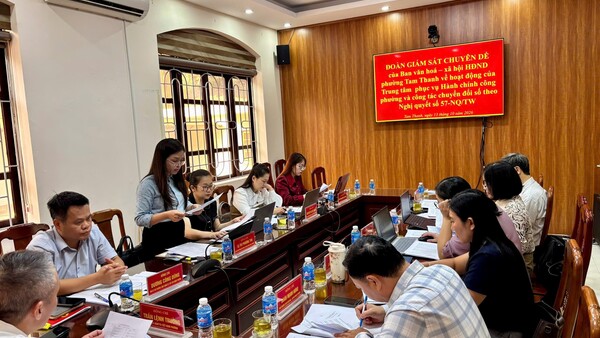 BAN VĂN HÓA – XÃ HỘI HĐND PHƯỜNG TAM THANH GIÁM SÁT HOẠT ĐỘNG TẠI TRUNG TÂM PHỤC VỤ HÀNH CHÍNH CÔNG